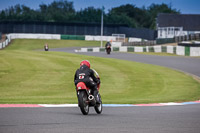 Vintage-motorcycle-club;eventdigitalimages;mallory-park;mallory-park-trackday-photographs;no-limits-trackdays;peter-wileman-photography;trackday-digital-images;trackday-photos;vmcc-festival-1000-bikes-photographs